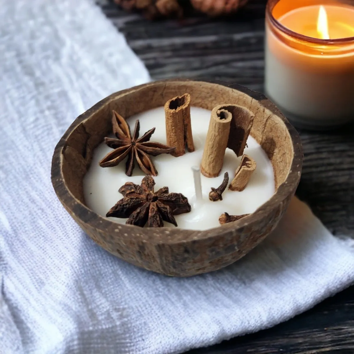 Cinnamon Roll Cocoshell Soy Wax Candle