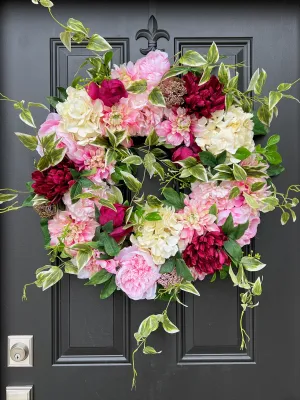English Garden Bouquet Wreath with Ivy