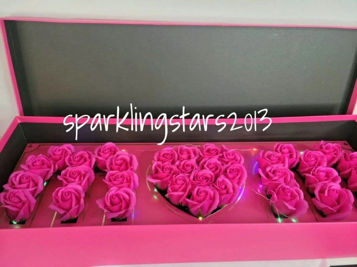 Fuschia Mom Box with Flowers and Lights