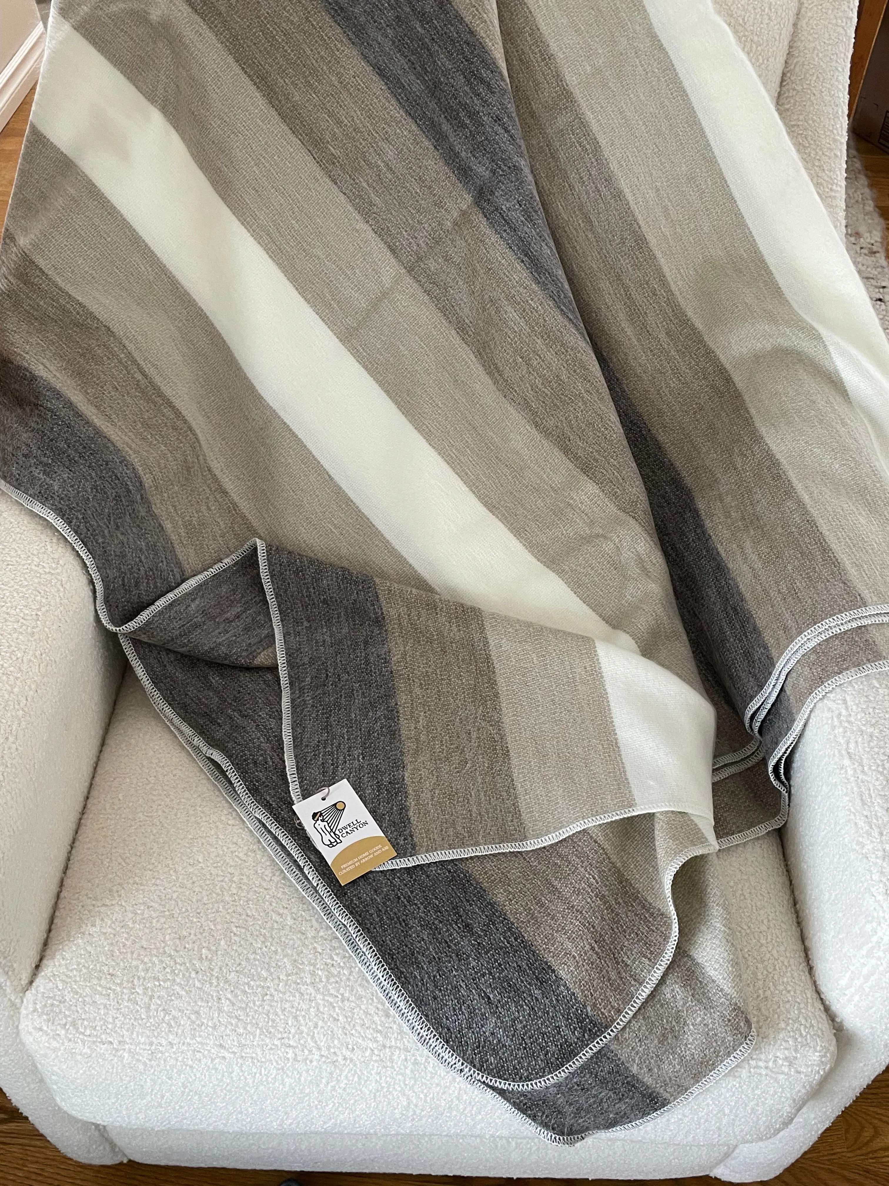 Serenity Extra Large Alpaca Blanket