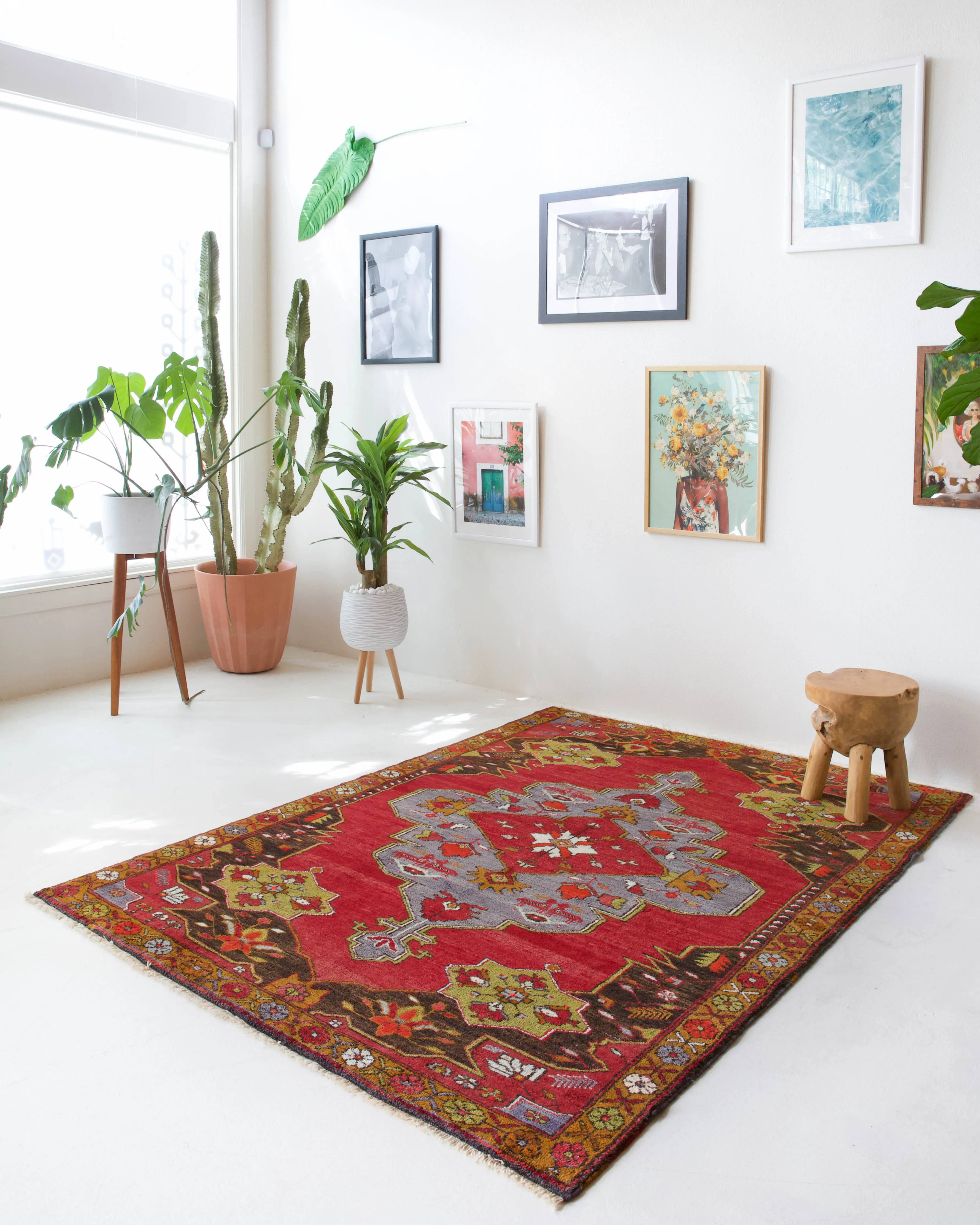 Vintage Konya Karapinar Rug 5'7"x7'9"